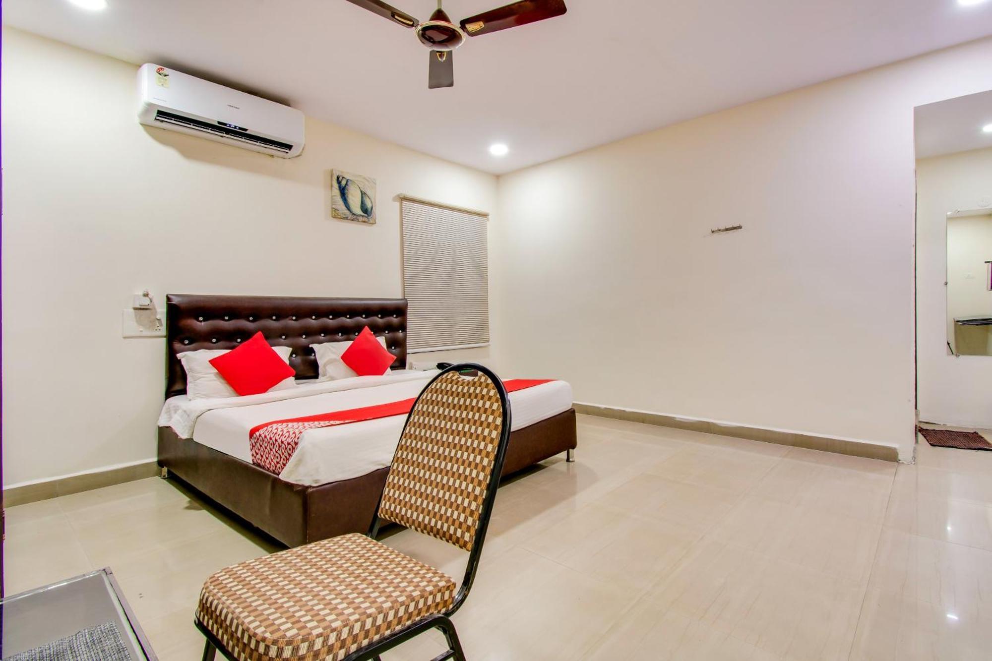Oyo Akshaya Inn Vijayawāda Extérieur photo